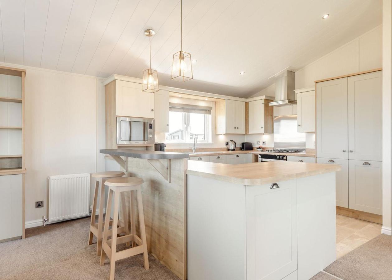 Home Farm Park Lakeside Retreat Burgh le Marsh Номер фото